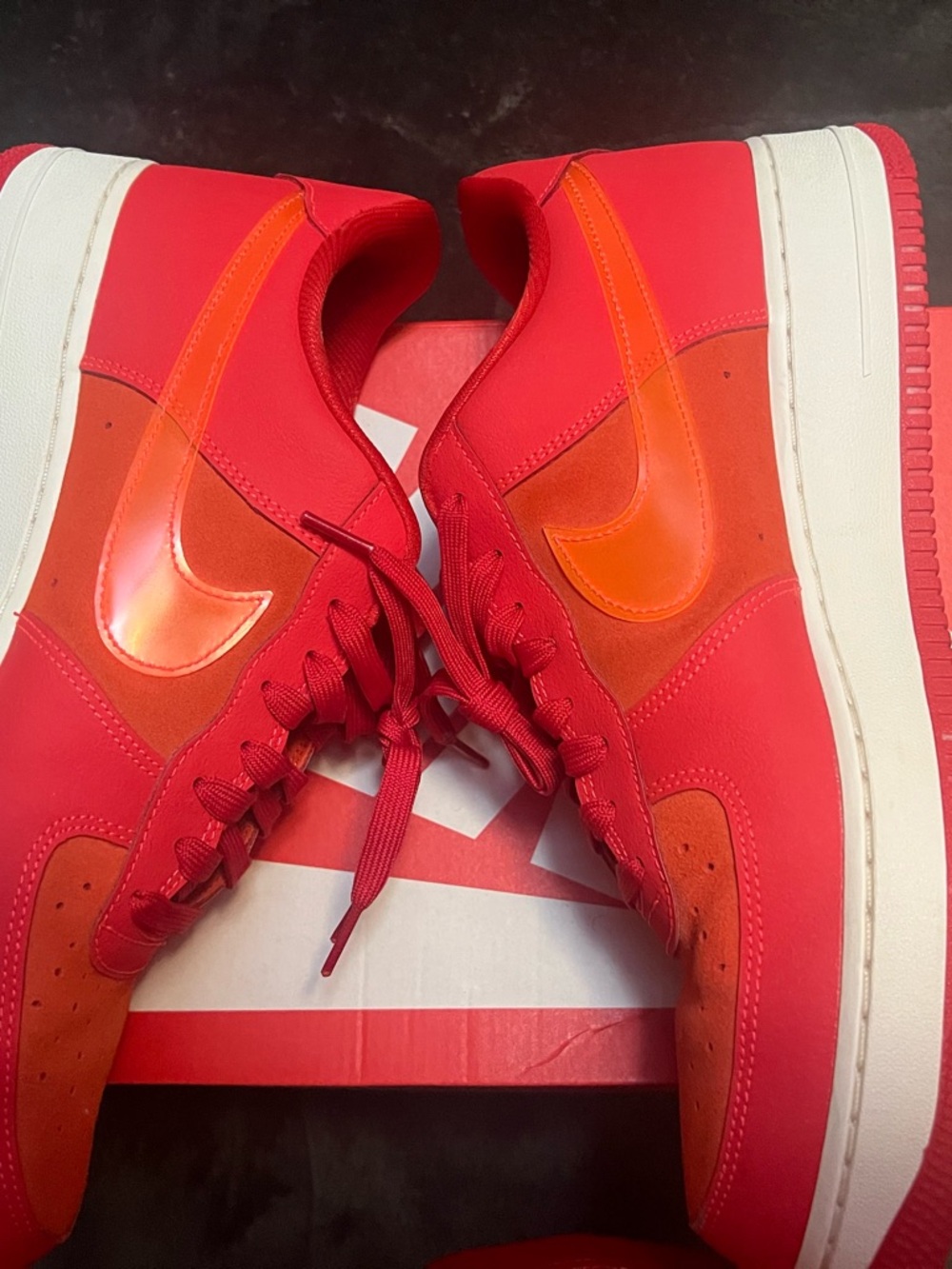 Nike Low-Top Sneakers Red and Orange